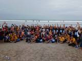 sdkt team building foto bareng kuta